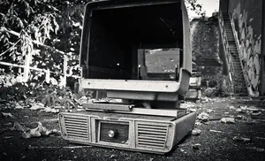 Installing an operating system on a virtual machine